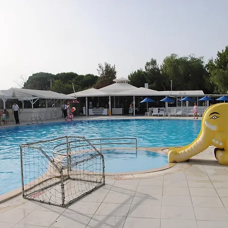 Hotel Flora Soğucak