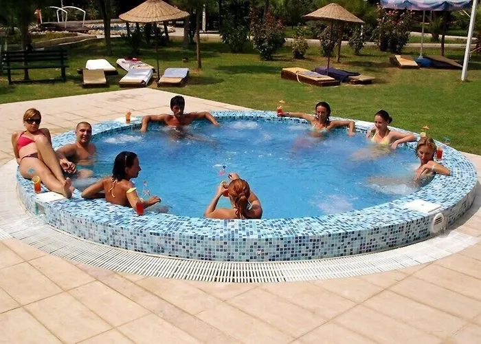 Flora Hotel Soğucak